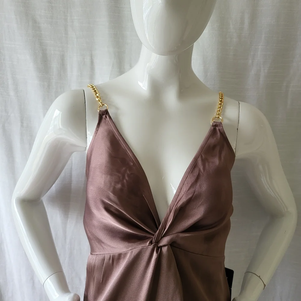 Dress - Picture 2 of 4